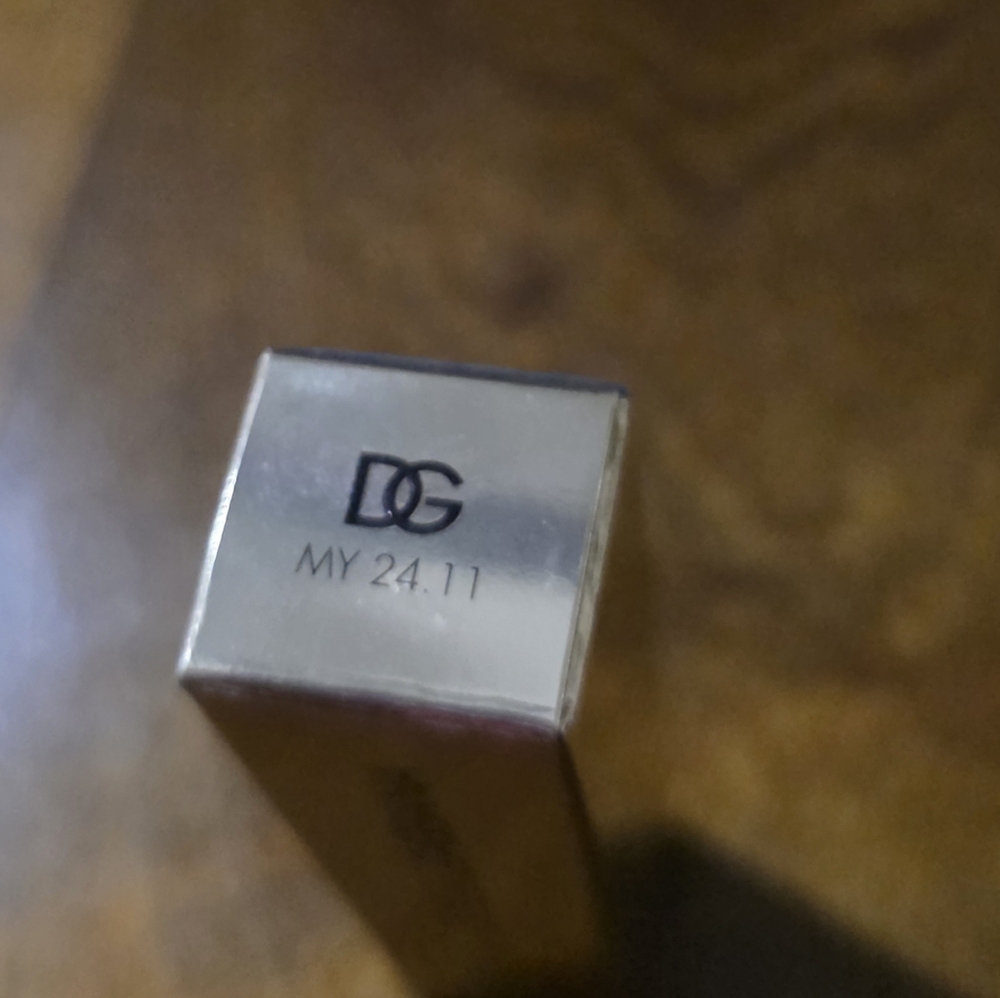 Dolce & Gabbana My Comfy Matte Lip Stylo Shade 24.11 New In Box - Picture 10 of 10